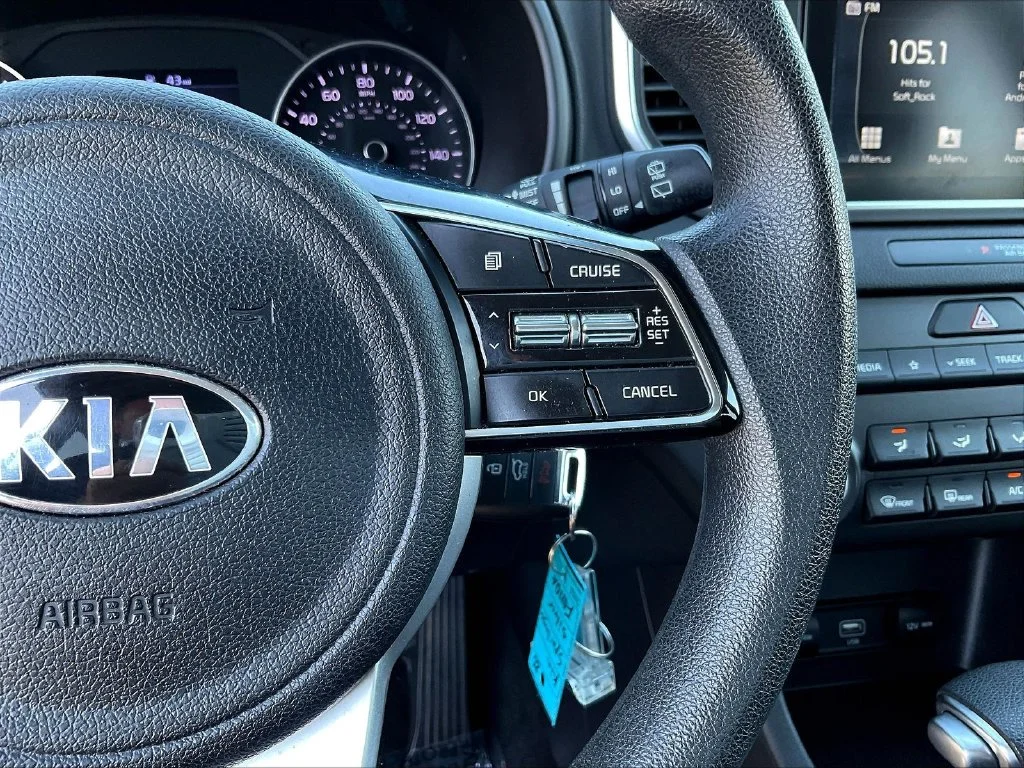 Used 2020 Sparkling Silver Kia LX image 12