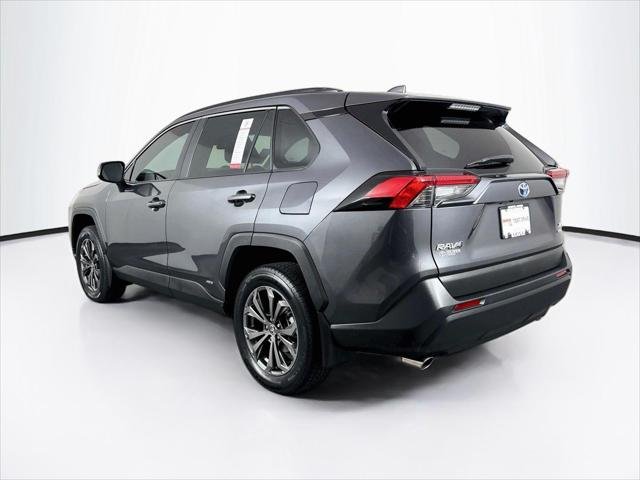 Certified Used 2024 MAGNETIC GRAY MET. Toyota  image 13