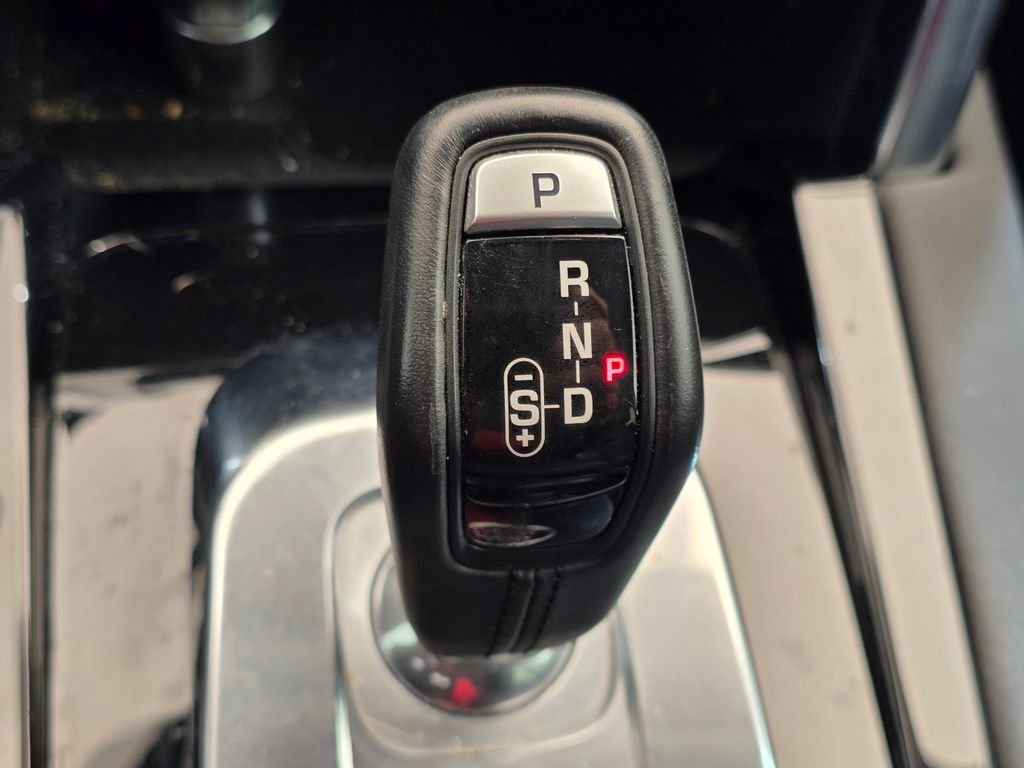 Used 2020 Firenze Red Metallic Land Rover S image 16