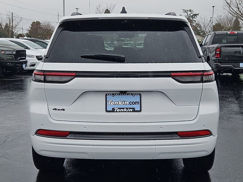 New 2026 Bright White Clear-Coat Exterior Paint Jeep Limited Reserve image 5