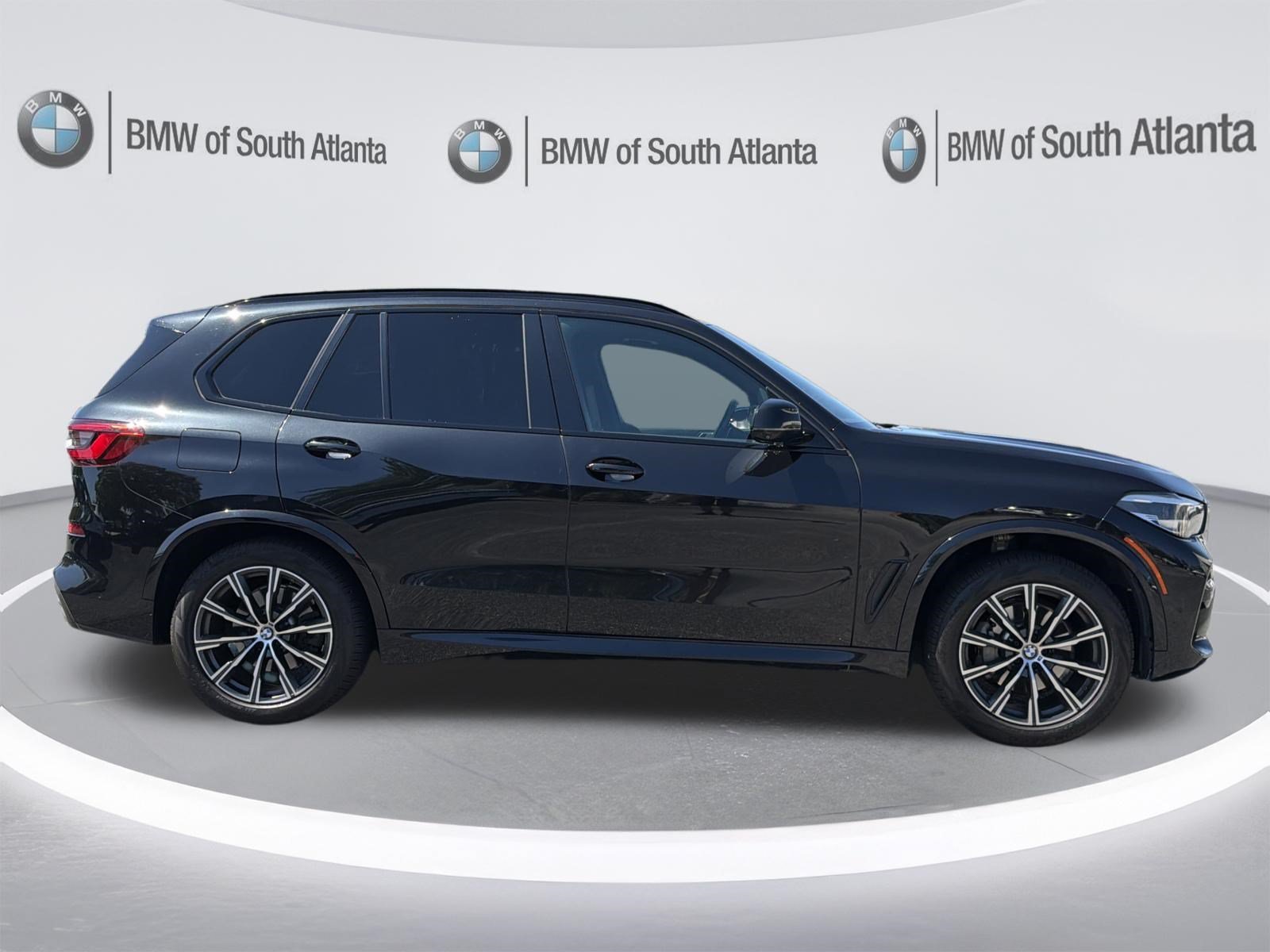 Used 2020 Black Sapphire Metallic BMW sDrive40i image 6