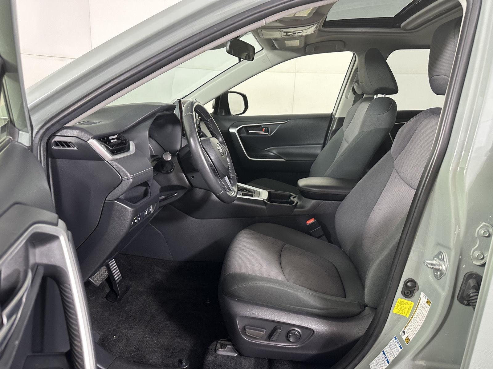 Used 2019 Lunar Rock Toyota XLE image 11
