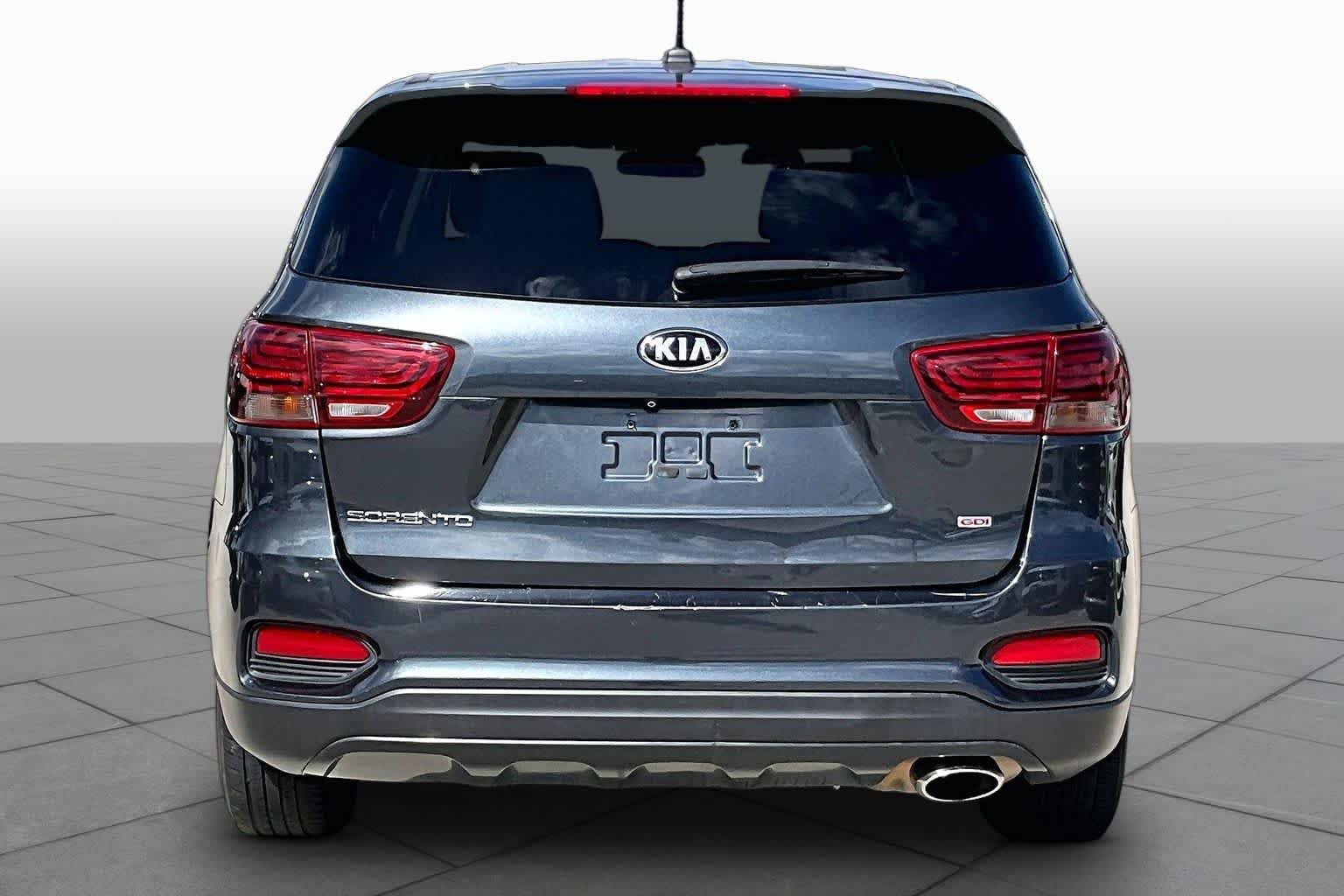 Used 2020 Gravity Grey Kia LX image 5