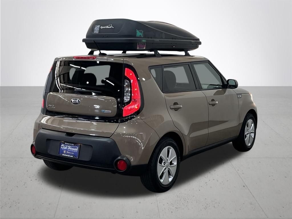 Used 2015 Brown Kia Plus image 10