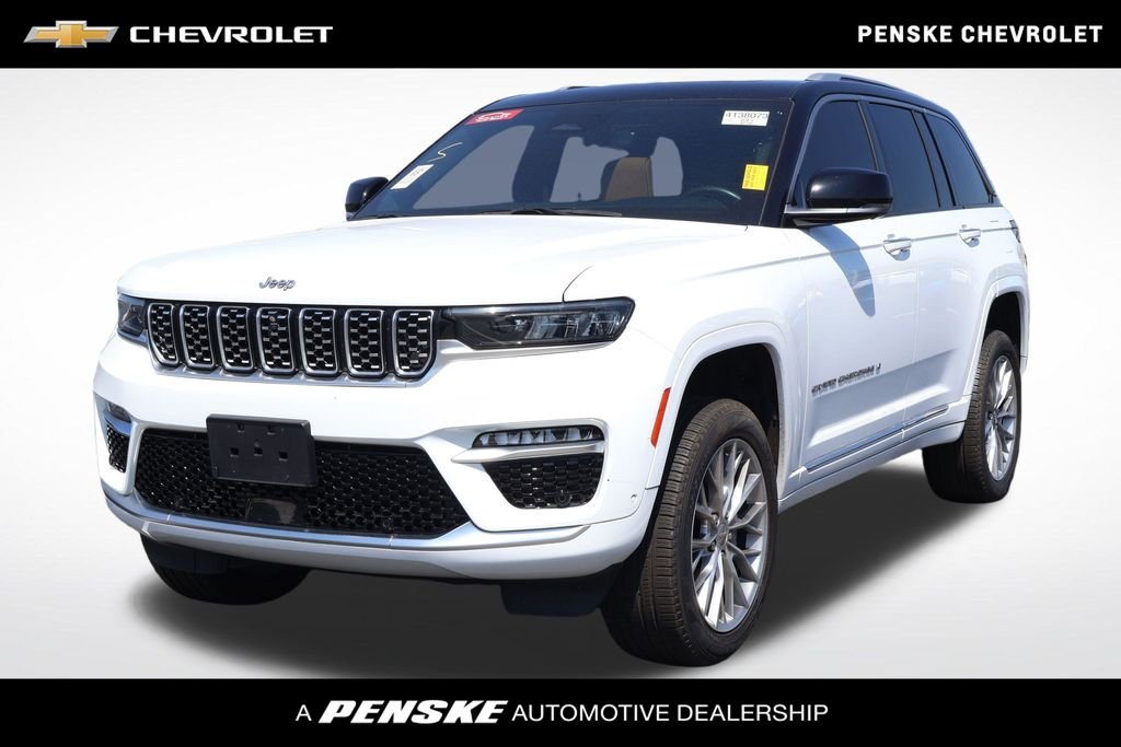 Used 2022 Bright White Clea Jeep Summit image 1