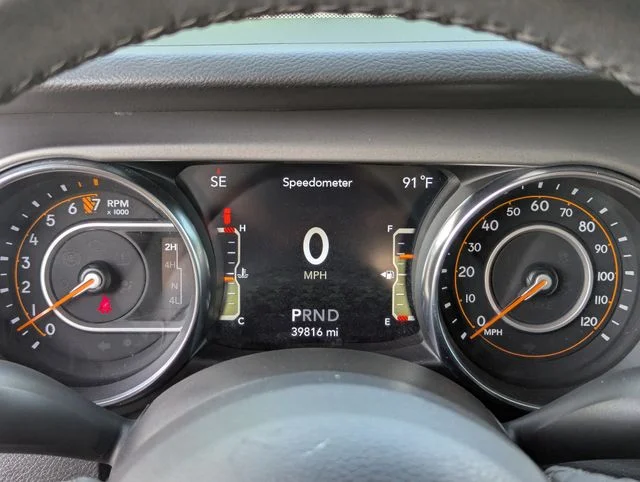 Certified Used 2022 Silver Jeep Unlimited Sport S image 36