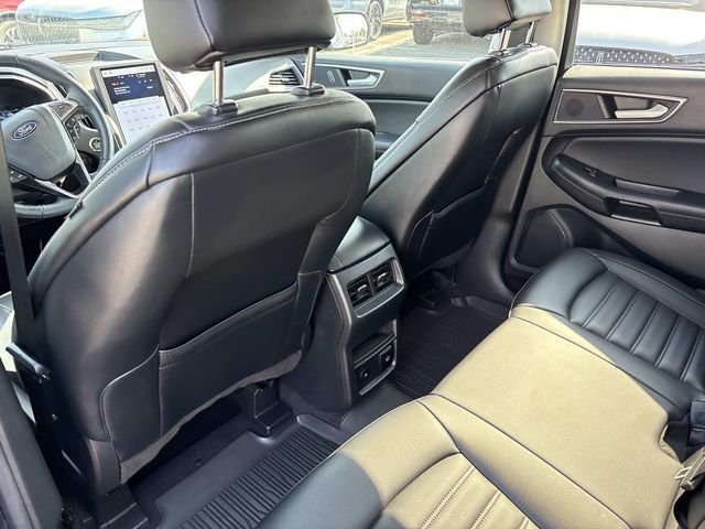 Certified Used 2022 Black Ford SEL image 16