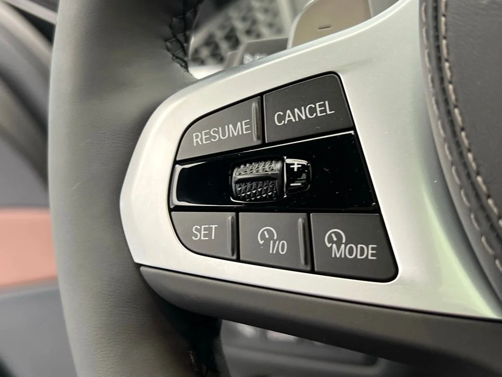 New 2027 Black Sapphire Metallic BMW xDrive40i image 19