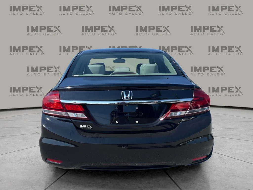 Used 2015  Honda LX image 4