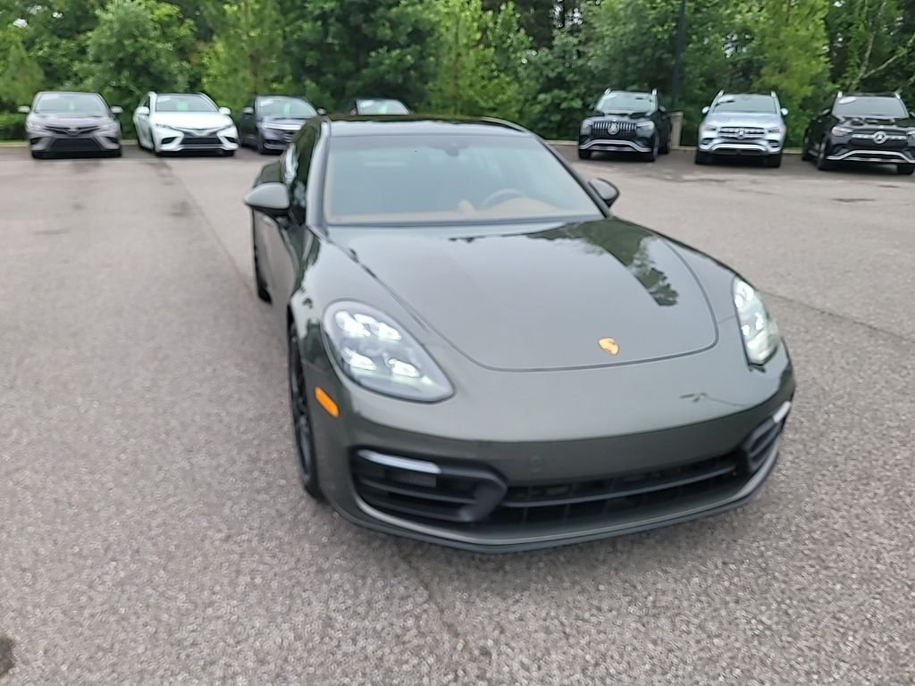 2022 Porsche Panamera 4 Platinum Edition's photo