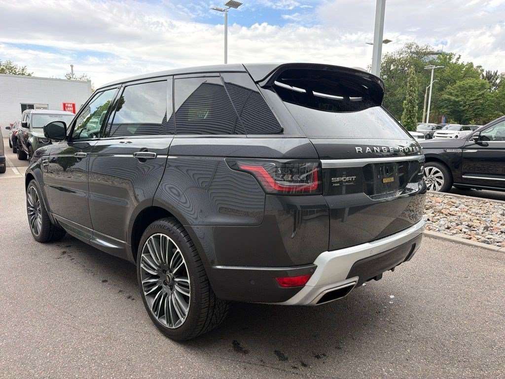 Used 2021 Carpathian Gray Premium Metallic Land Rover Autobiography image 9