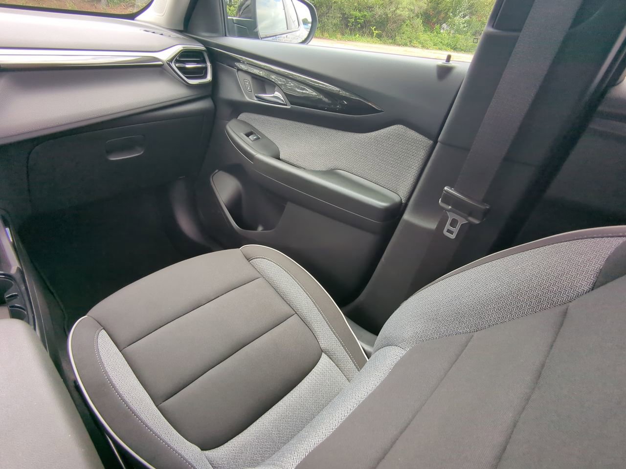 2025 Chevrolet Trailblazer LT - Photo 16