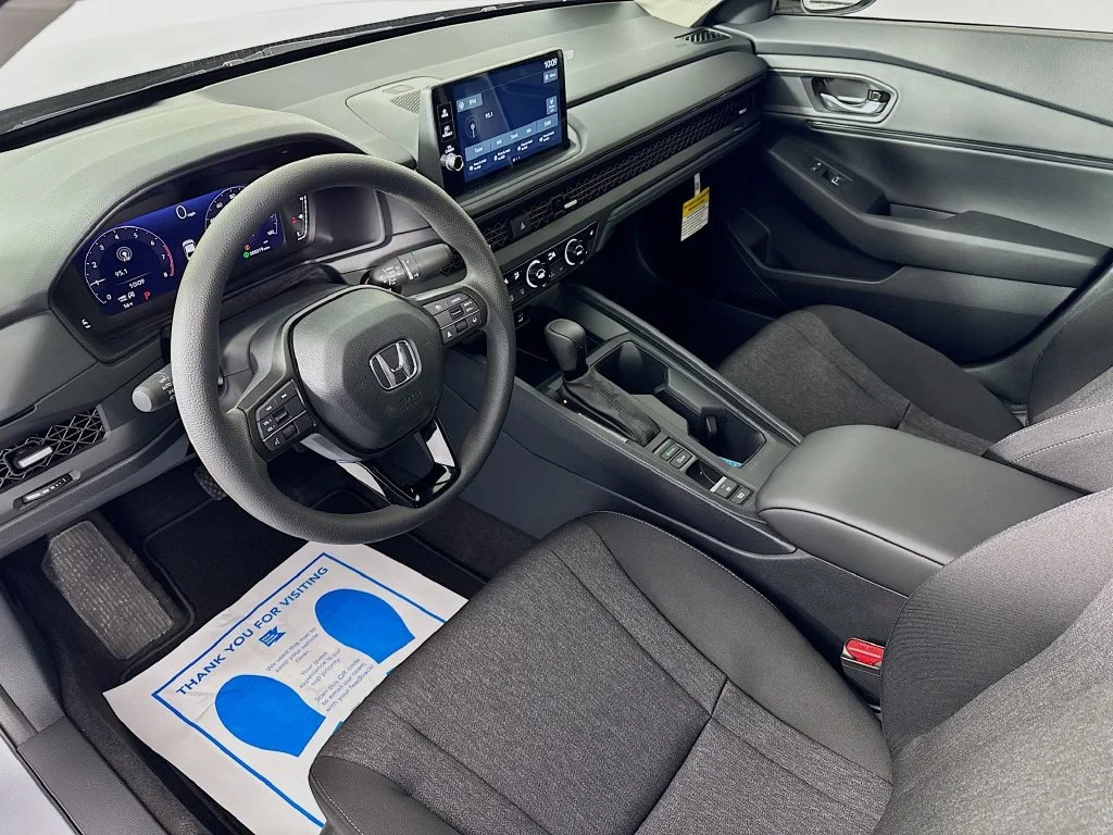 New 2026 Silver Honda SE image 14