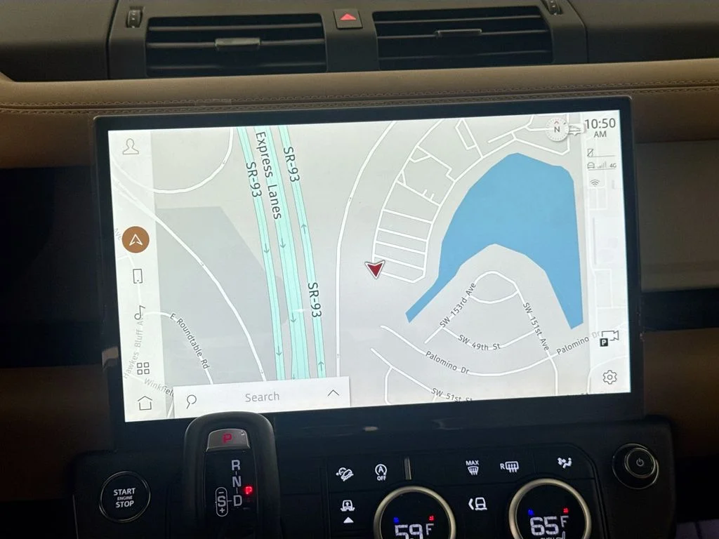 New 2026 Borasco Grey Land Rover X-Dynamic SE image 13