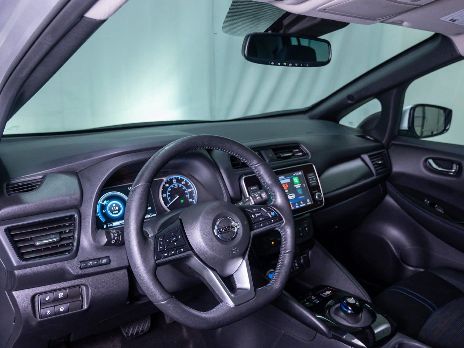 Used 2022 Brilliant Silver Nissan SV PLUS image 20