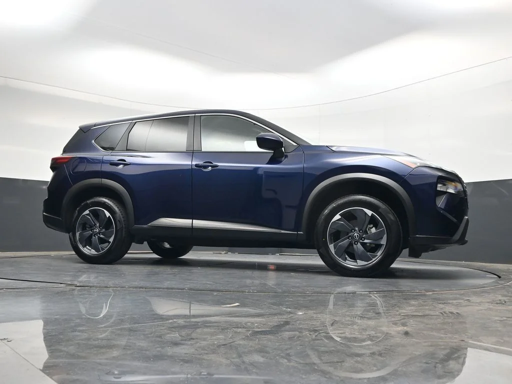 Used 2025 Blue Nissan SV image 40