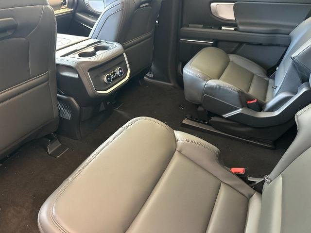 New 2027 Star White Metallic Tri-Coat Ford Active image 39