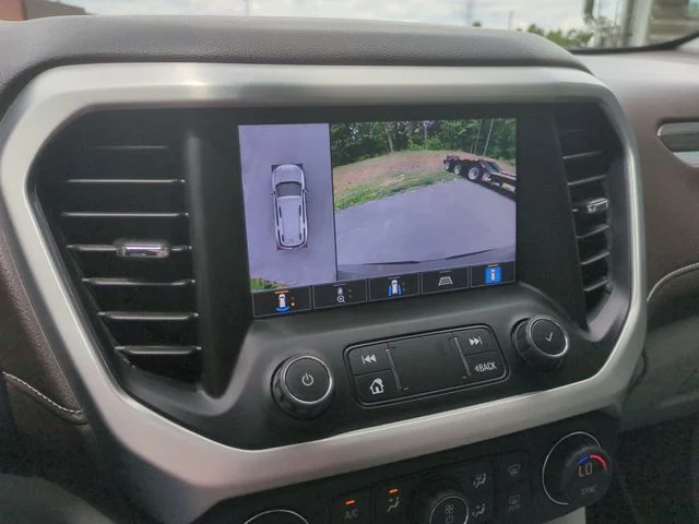 Used 2022 Gray GMC SLT image 37