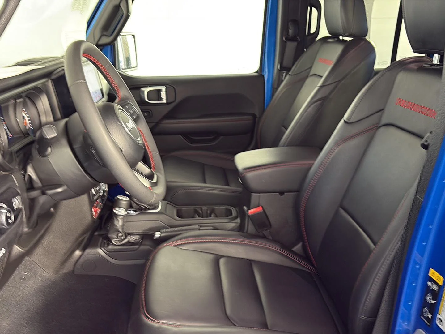 Used 2024 Hydro Blue Pearlcoat Jeep Rubicon X image 26
