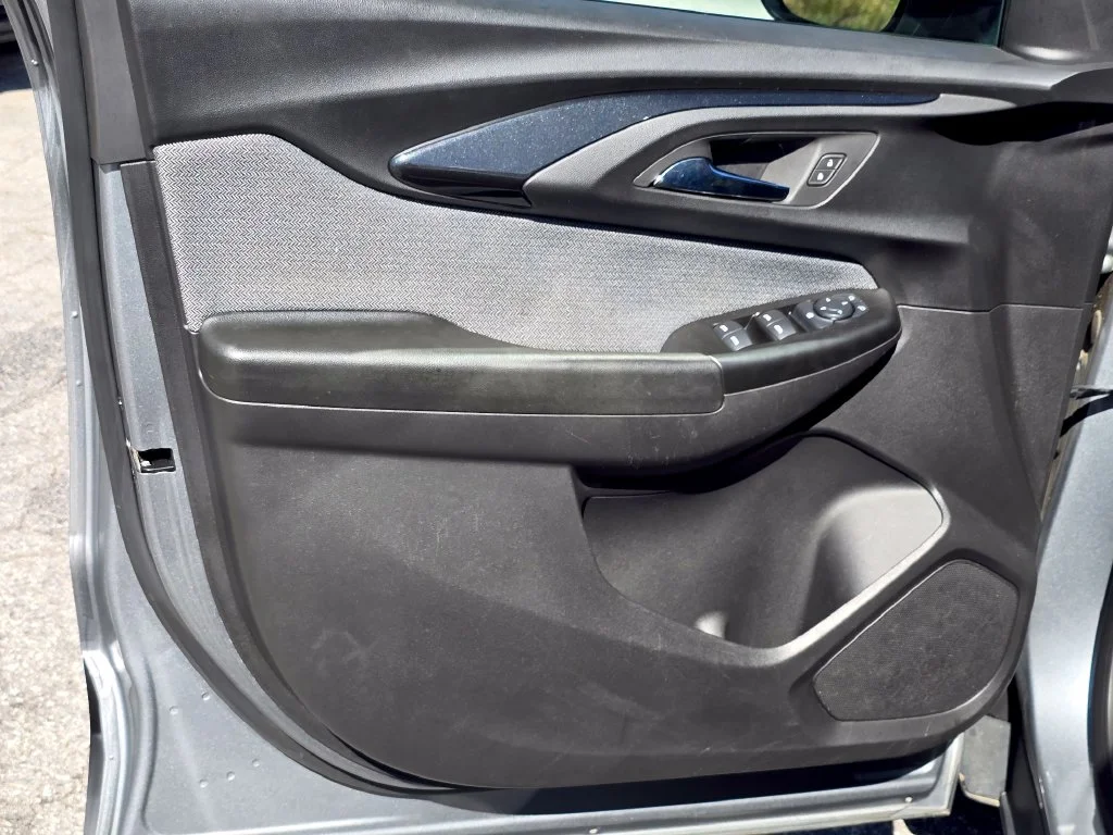 Used 2023 Gray Chevrolet LT image 44