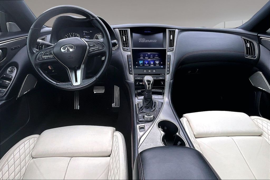 Used 2019 White INFINITI Red Sport 400 image 15
