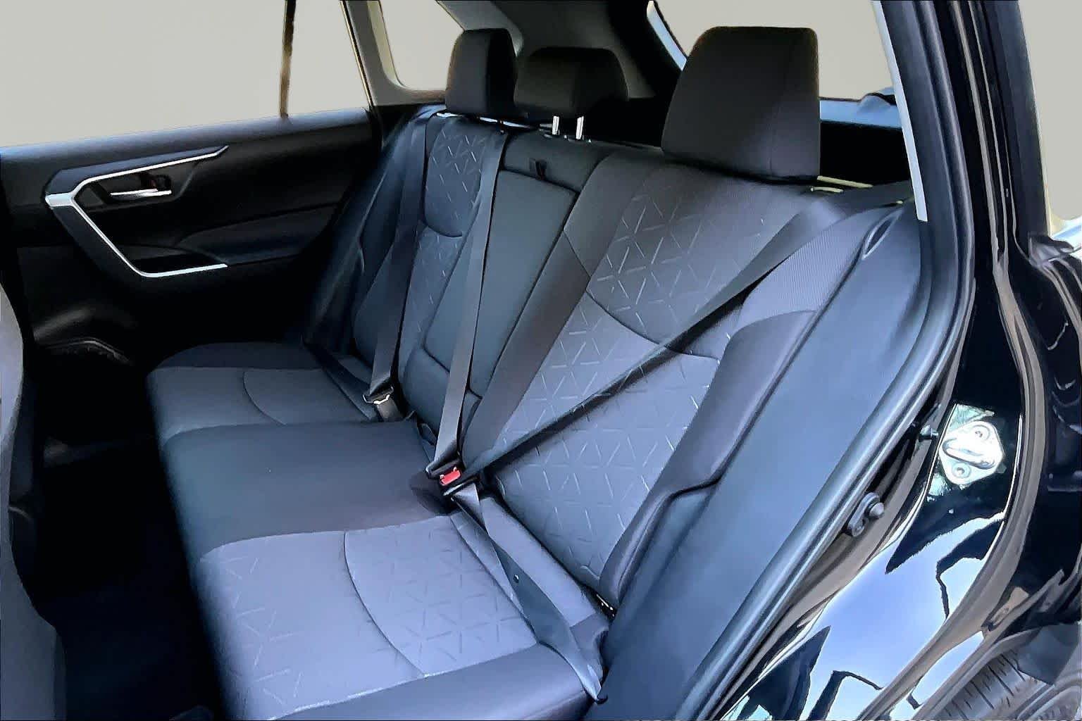 Used 2025 Midnight Black Metallic Toyota XLE image 21