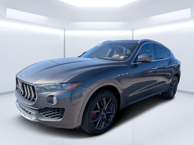 Used 2018 Gray Maserati GranLusso image 7