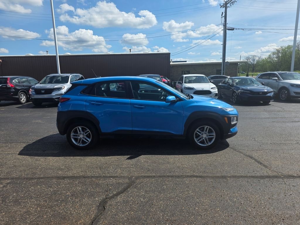 Used 2018 Hyundai Kona SE with VIN KM8K1CAA8JU177139 for sale in Dover, OH