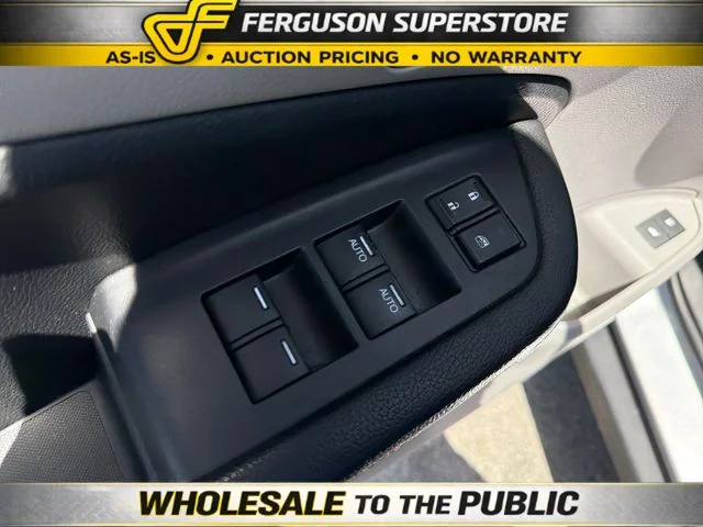 Used 2018 Silver Honda EX-L image 18