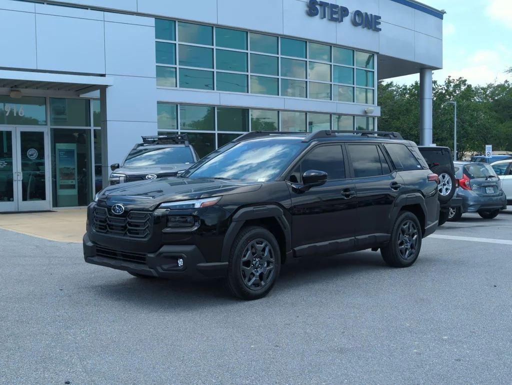 2026 Subaru Outback Premium's photo