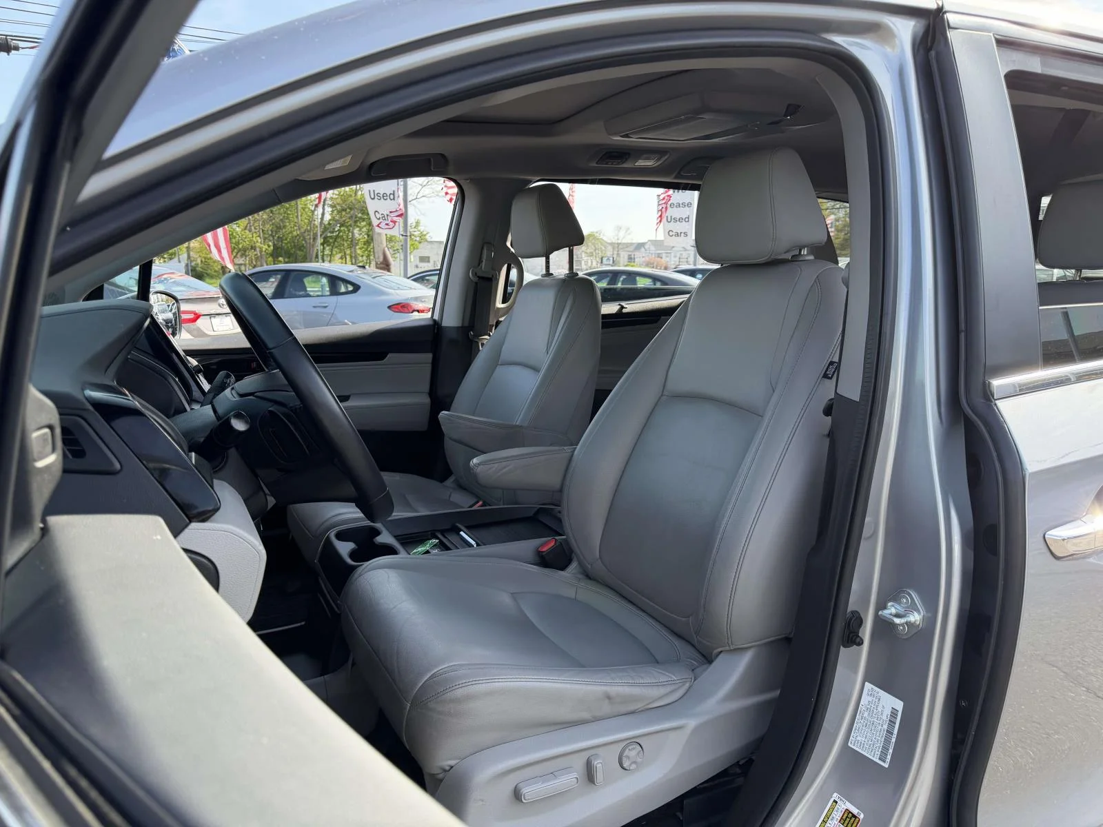 2023 Honda Odyssey Touring - Photo 26