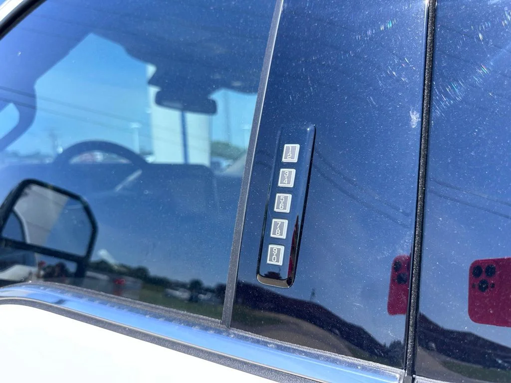 New 2026 Star White Metallic Tri-Coat Ford F-350® Platinum® image 9