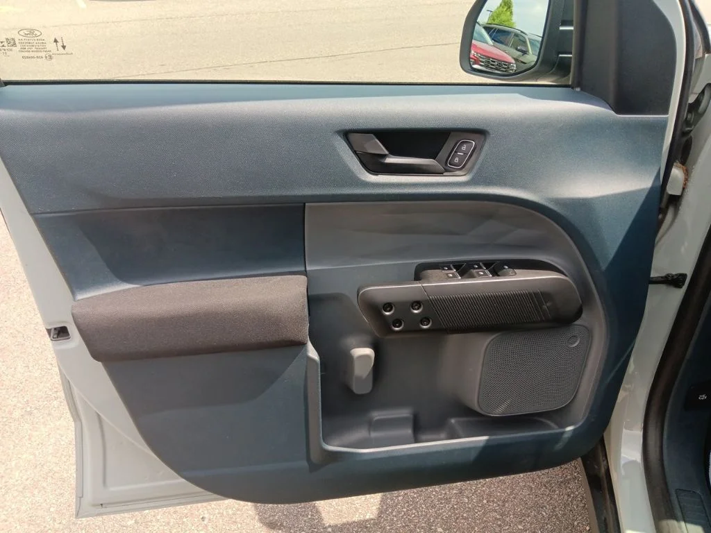 Used 2022 Cactus Gray Ford XL image 14