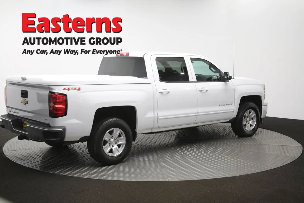 Used 2015 White Chevrolet LT image 43