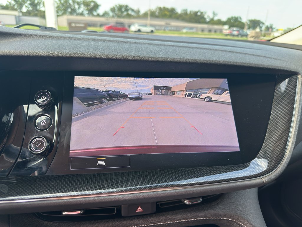 Used 2022  Buick Essence image 22