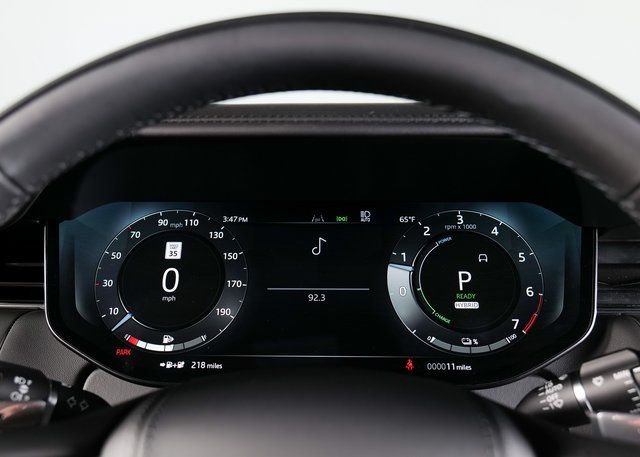 2025 Land Rover Range Rover SE - Photo 17