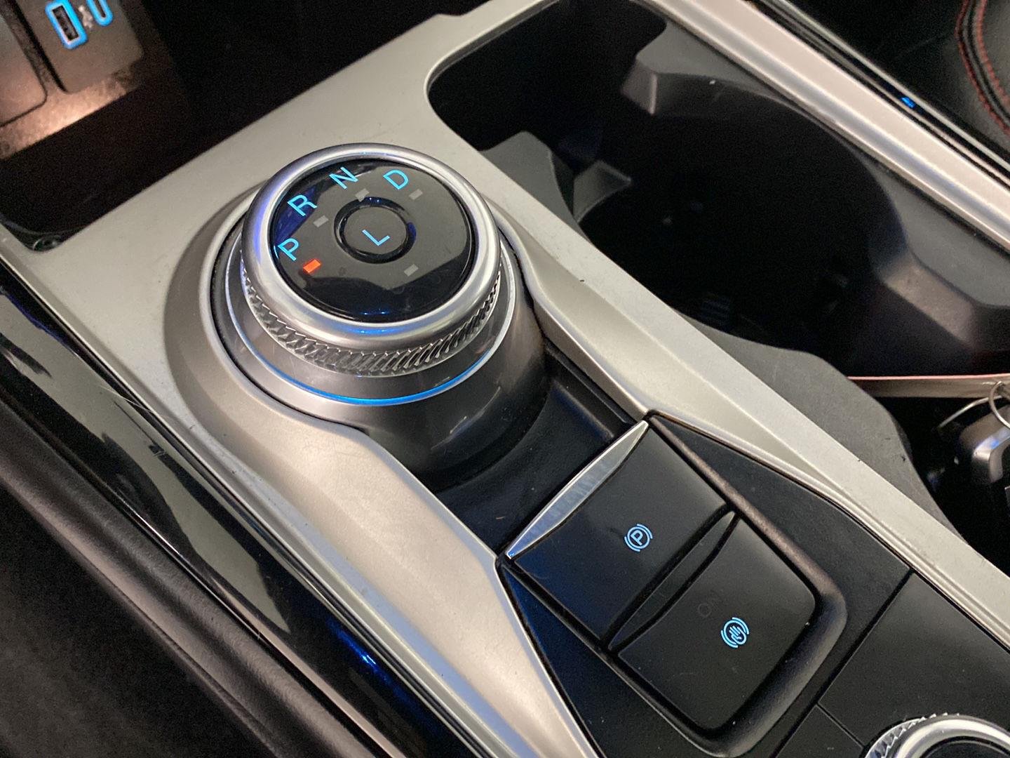 Used 2022 Gray Metallic Ford ST-Line image 27