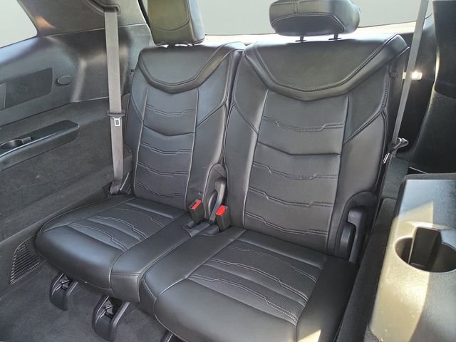 Used 2024  Cadillac Sport image 37