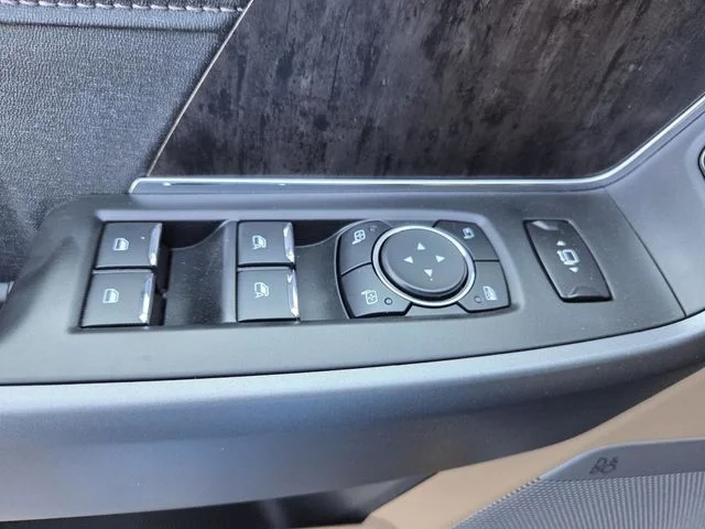 New 2026 Marsh Gray Ford F-250® Lariat® image 22