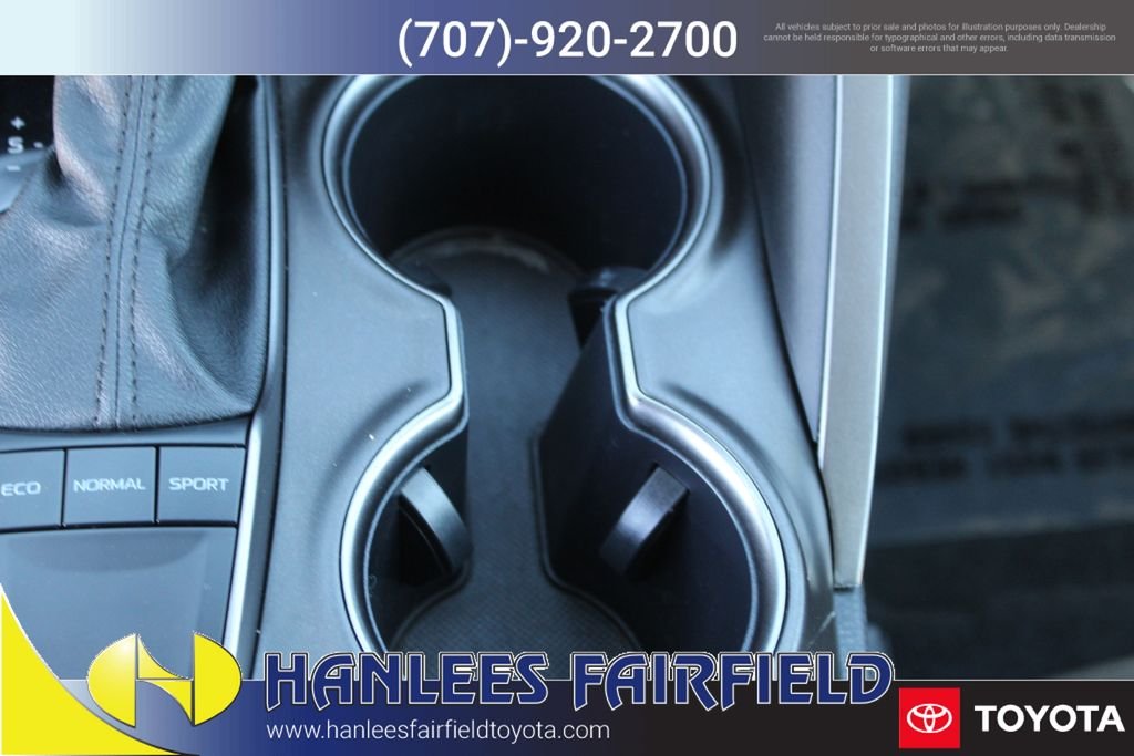 2024 Toyota Camry SE - Photo 19