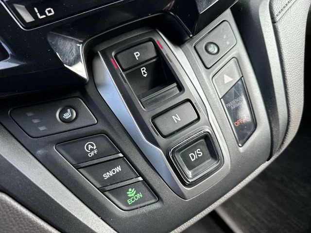 Used 2024 Silver Honda EX-L image 23