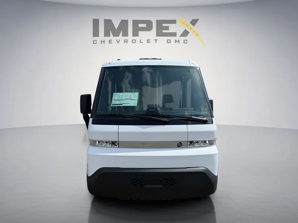 Used 2024 White BrightDrop 240hp image 8
