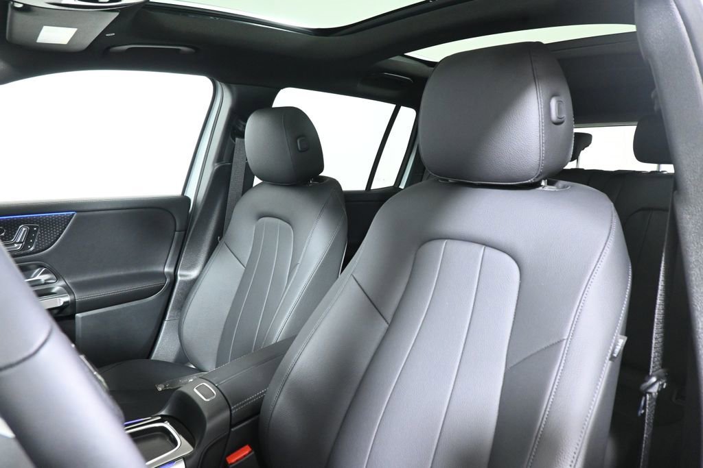 New 2026 Cirrus Silver Metallic Mercedes-Benz GLB 250 image 51