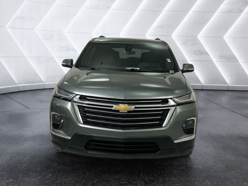 Used 2023 Green Chevrolet LT image 2