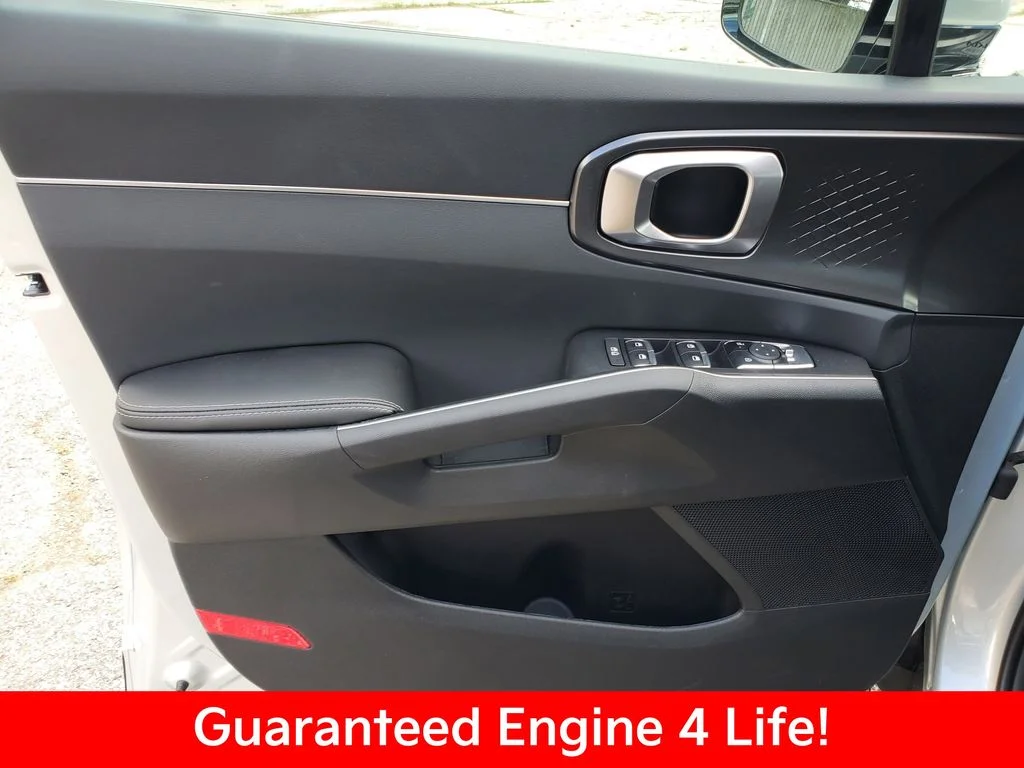 New 2026 Ivory Silver Kia S image 12