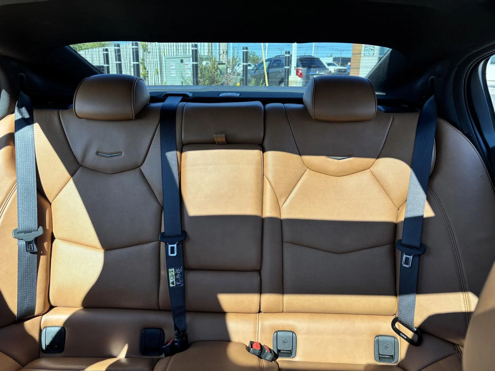 Used 2021 GARNET METALLIC Cadillac Premium Luxury image 22