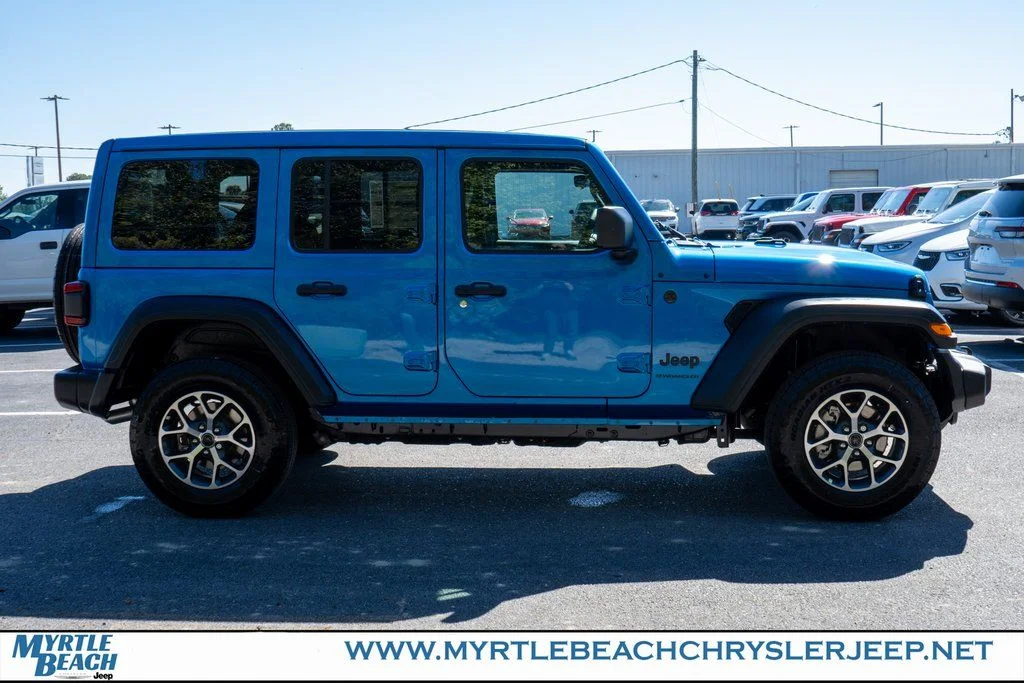 New 2026 Hydro Blue Pearl-Coat Exterior Paint Jeep Sport S image 7