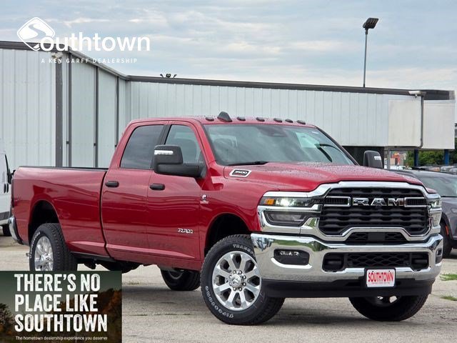 New 2026 Molten Red Pearl-Coat Exterior Paint RAM Big Horn image 1