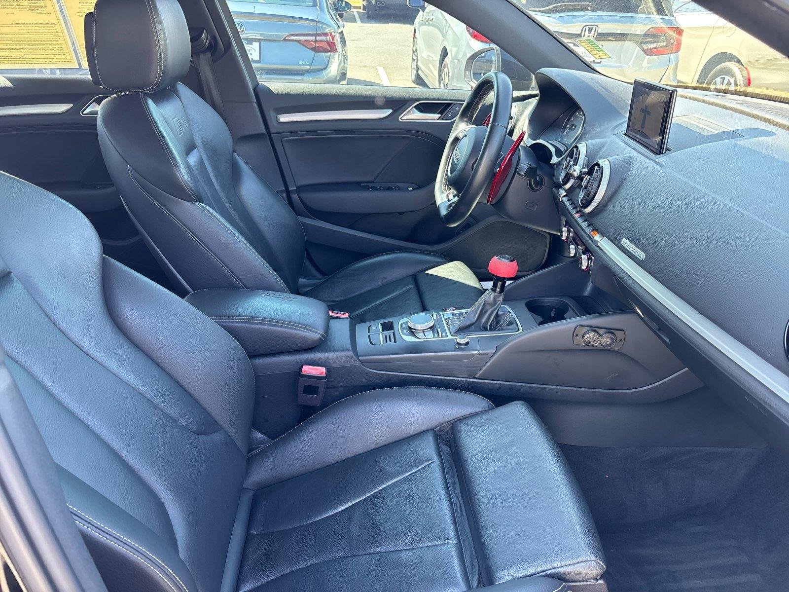 Used 2016 Mythos Black Metallic Audi Premium Plus image 40