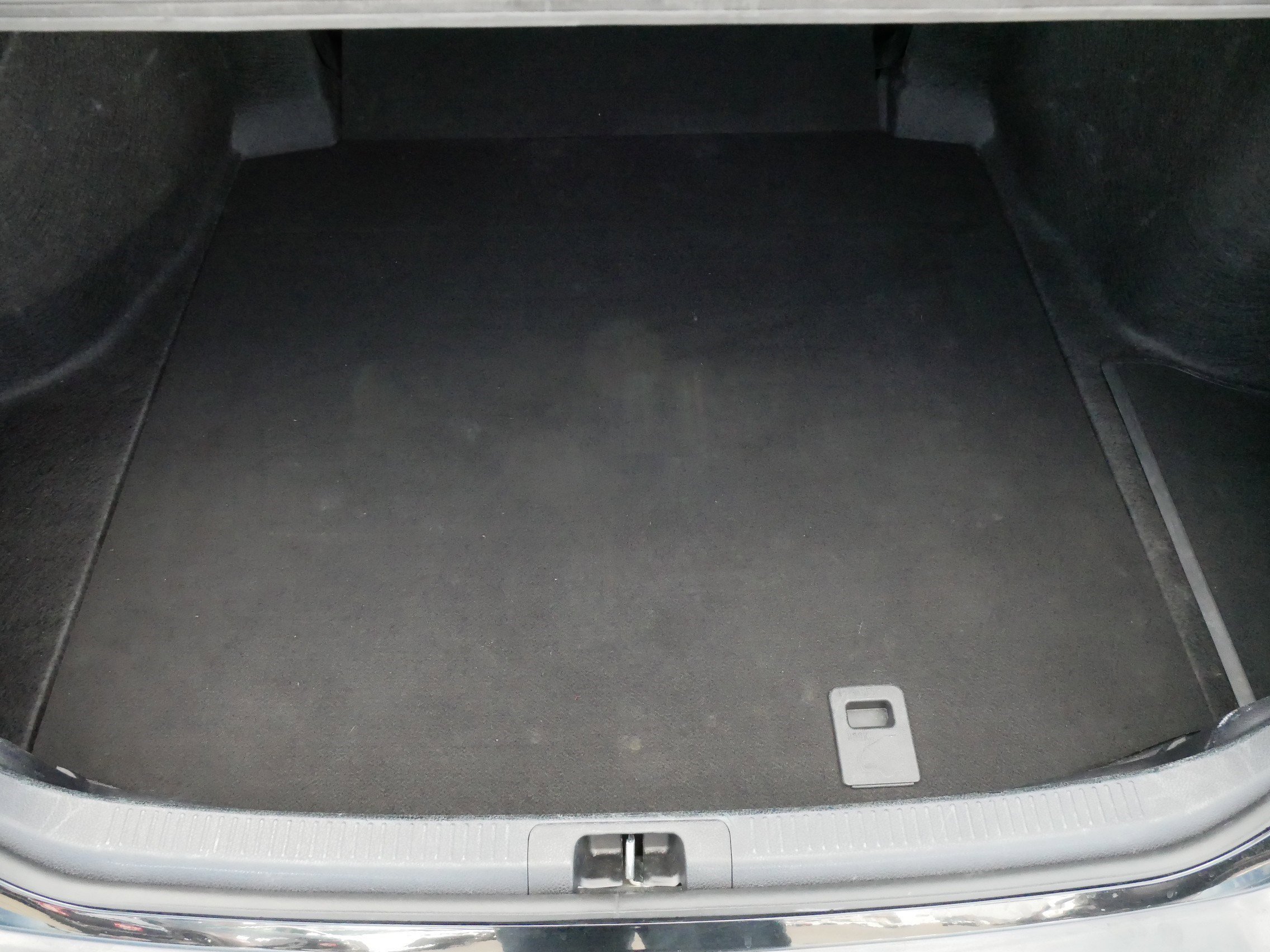 2025 Toyota Camry LE - Photo 18